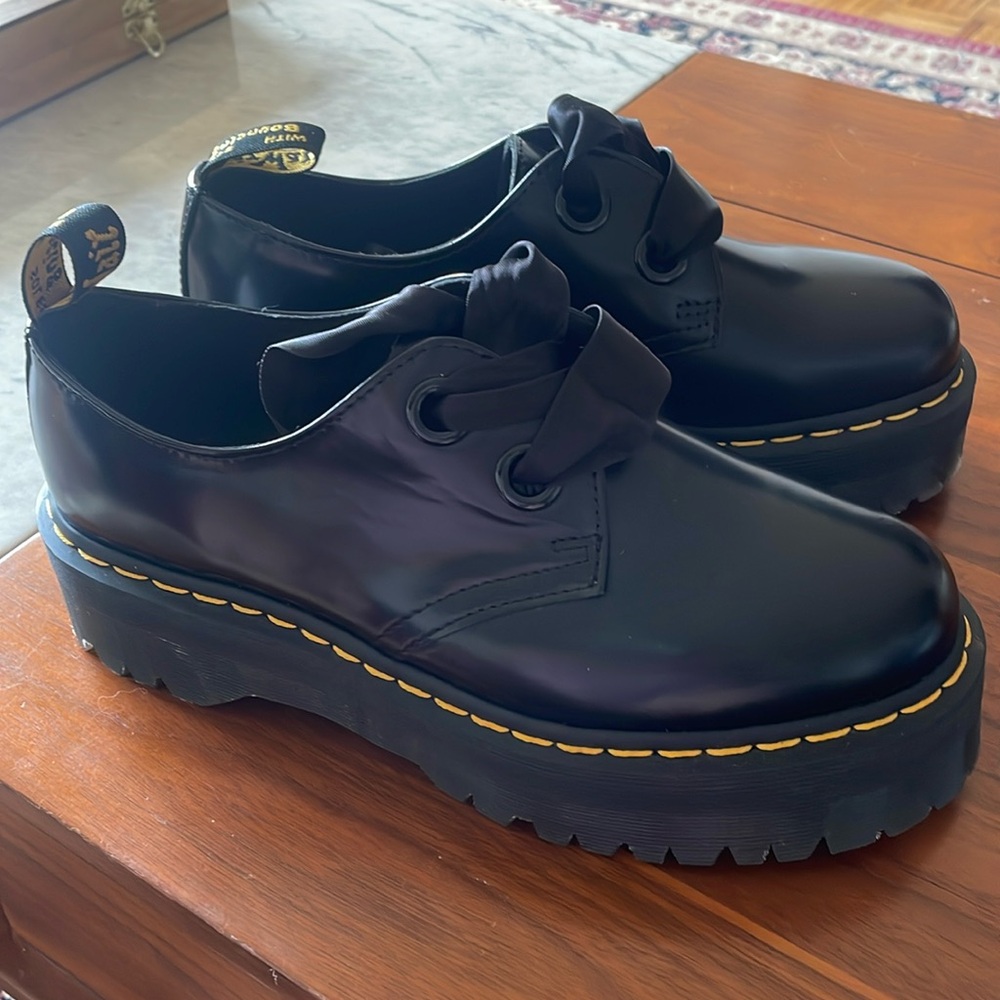 Like New Dr. Martin Holly Platform shoe